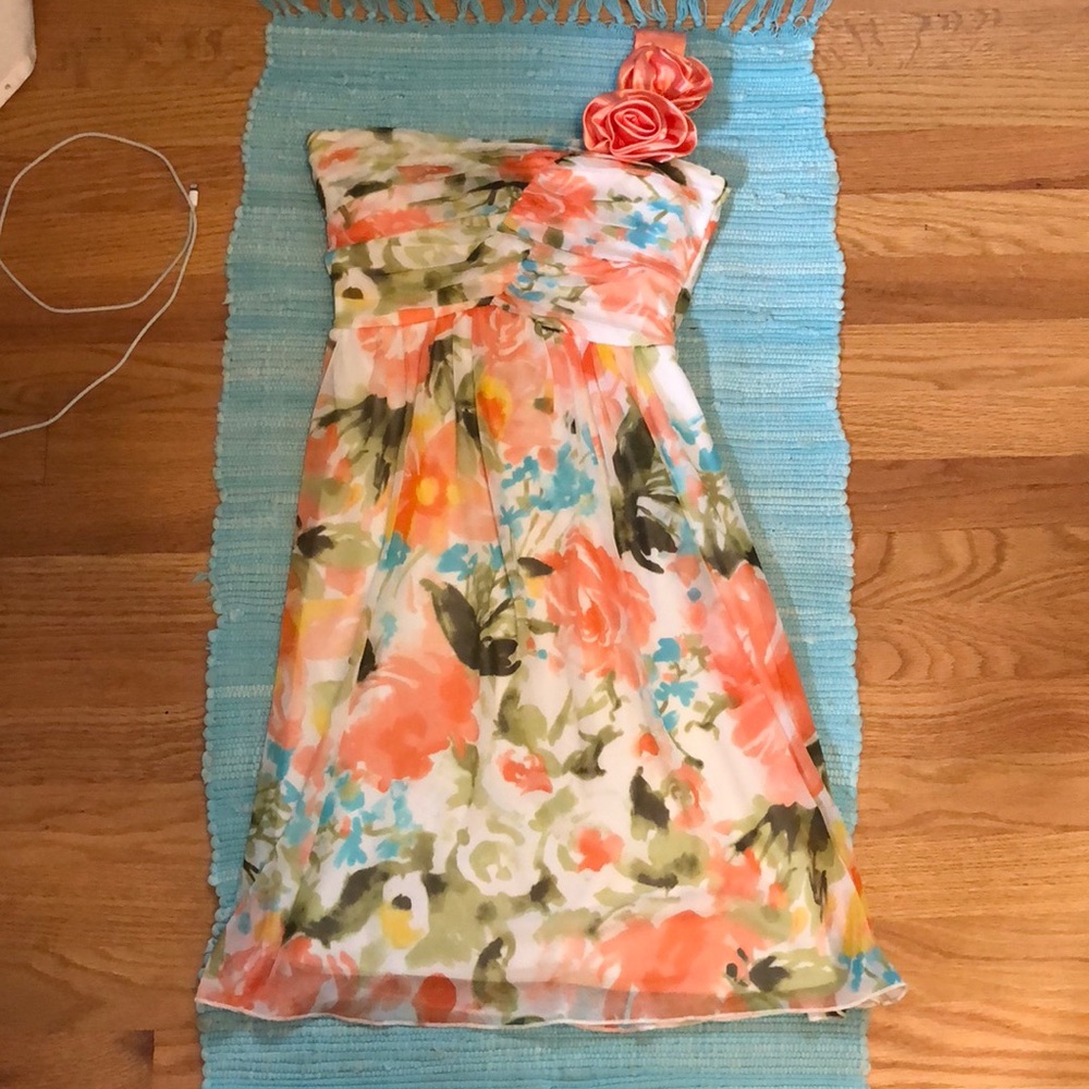 One strap dress